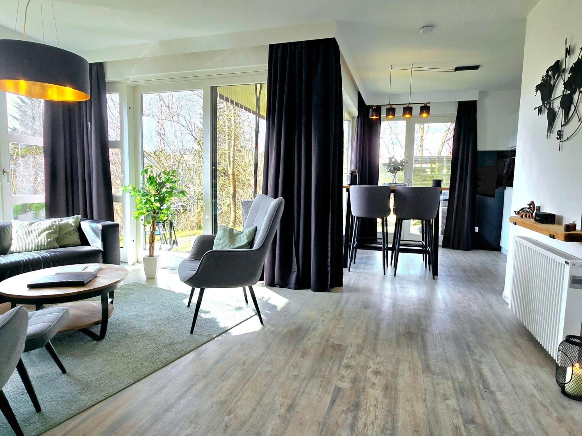 Ferienwohnung Fuchsbau Mit Kamin & Terrasse & Hunde Winterberg Zewnętrze zdjęcie